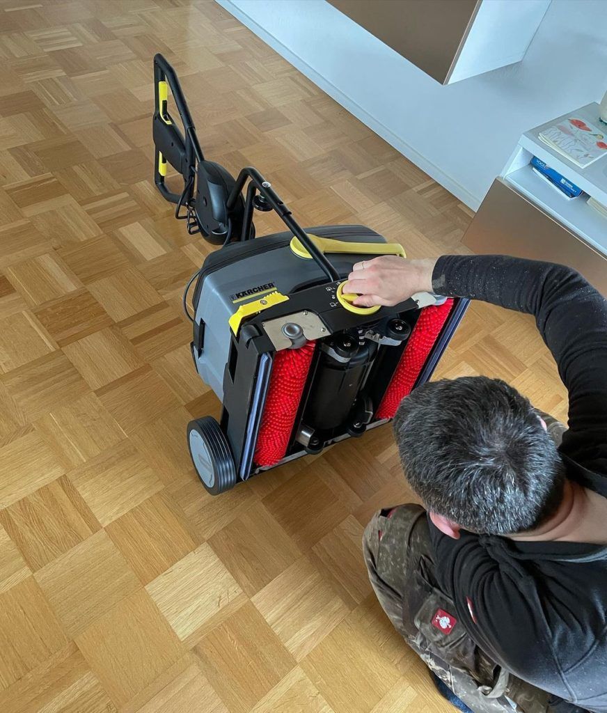 Über uns - Parkett Schöner